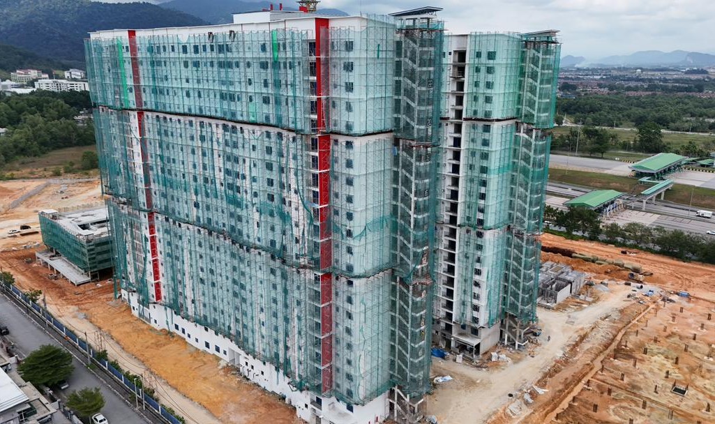 Meru Raya Apartment development